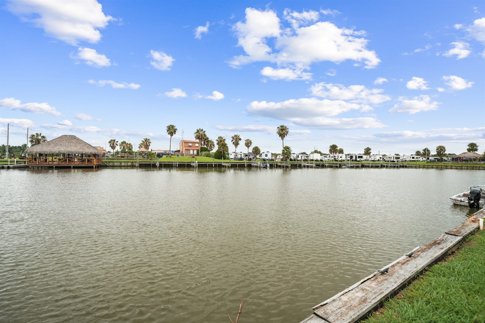 Waterfront panoramic vista overlooking Dickinson Bayou